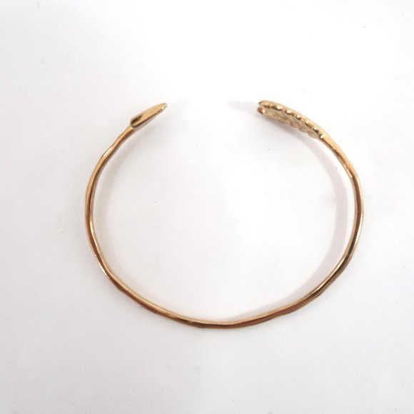 STELLA & DOT Gilded Arrow bangle bracelet - Picture 5 of 5